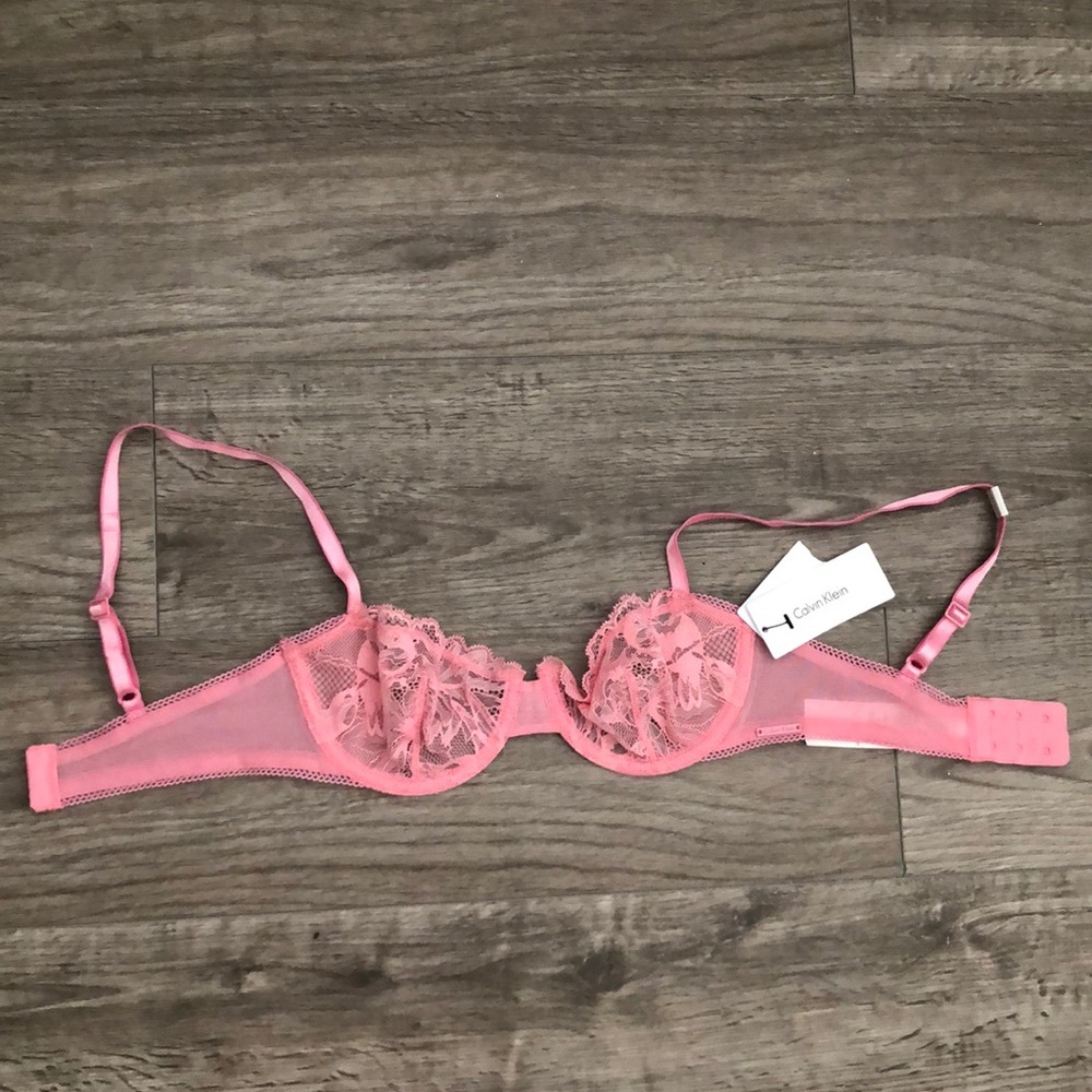 CALVIN KLEIN//PINK BRA